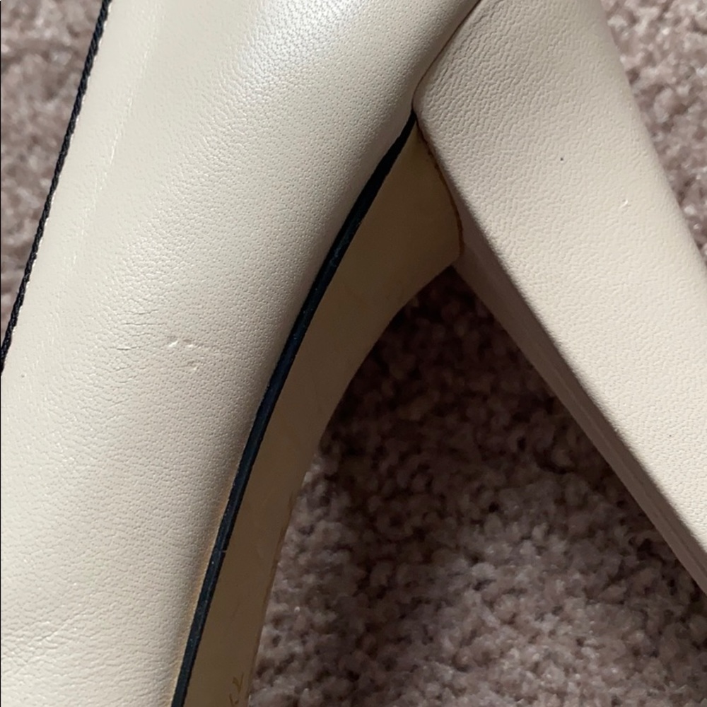 Anne Klein Demos Nude Leather Heel w/ Black Bow - Picture 10 of 14